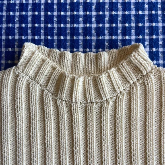 Jaggery Cotton Top - Picture 2 of 3